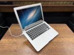 Apple MacBook Air 2013 i5 4GB RAM 256GB SSD A1466 Notebook (AÇIK KUTU SIFIR) - Görsel 3