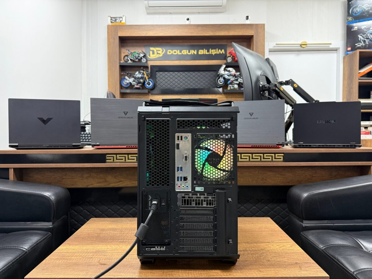 Asus TUF Intel Core i7-14700KF 32GB RAM 1TB SSD RTX4070 SUPER 12GB Gaming Kasa (İKİNCİ EL) - Görsel 5