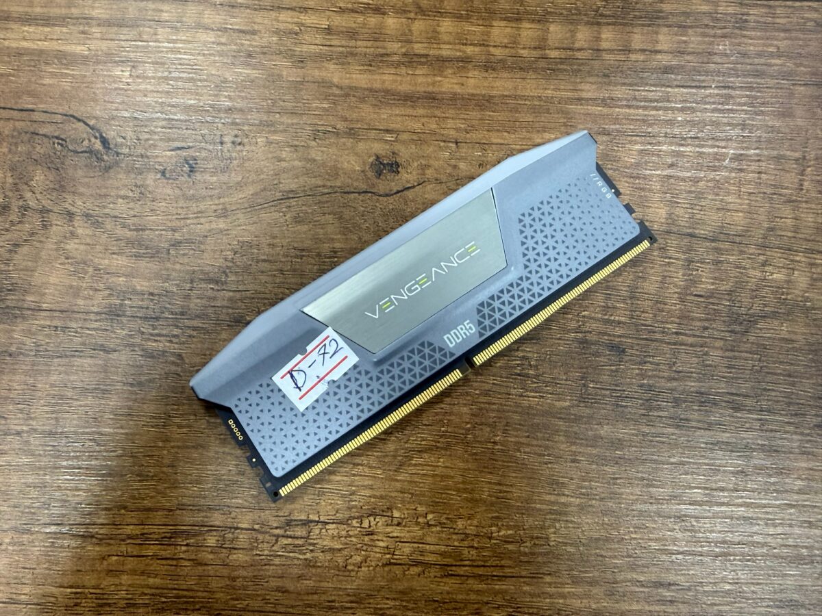 Corsair Vengeance RGB 16GB 6000MHz CL30 CMH32GX5M2B6000Z30K DDR5 Ram (İKİNCİ EL) - Görsel 5