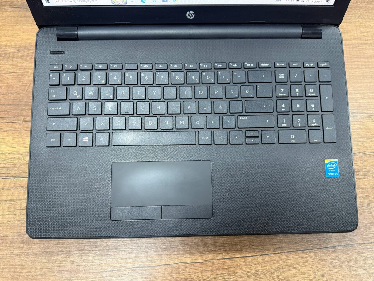 HP 15-BS153NT i3-5005U 8GB RAM 120GB SSD 15.6" HD 4UK80EA Notebook (İKİNCİ EL) - Görsel 2