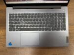 Lenovo IdeaPad Slim 3 15IAH8 i5-12450H 8GB RAM 256GB SSD 15.6" FHD 83ER001ETR Notebook (İKİNCİ EL) - Görsel 2