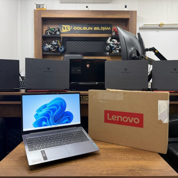 Lenovo IdeaPad Slim 3 15AMN8 Ryzen 5 40 8GB RAM 512GB SSD 15.6" FHD 82XQ0112TX Notebook (İKİNCİ EL)