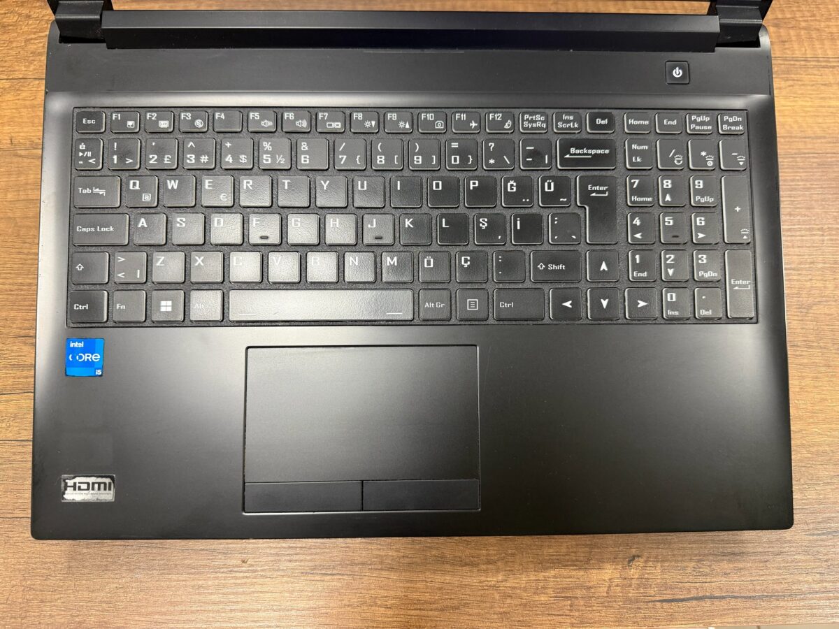 Monster Abra A5 V16.7 i5-11400H 8GB RAM 500GB SSD GTX1650 15.6" FHD Notebook (İKİNCİ EL) - Görsel 2