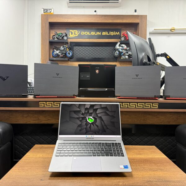 Monster Huma H5 V3.2 i7-1165G7 16GB RAM 500GB SSD 15.6" FHD Notebook (İKİNCİ EL)