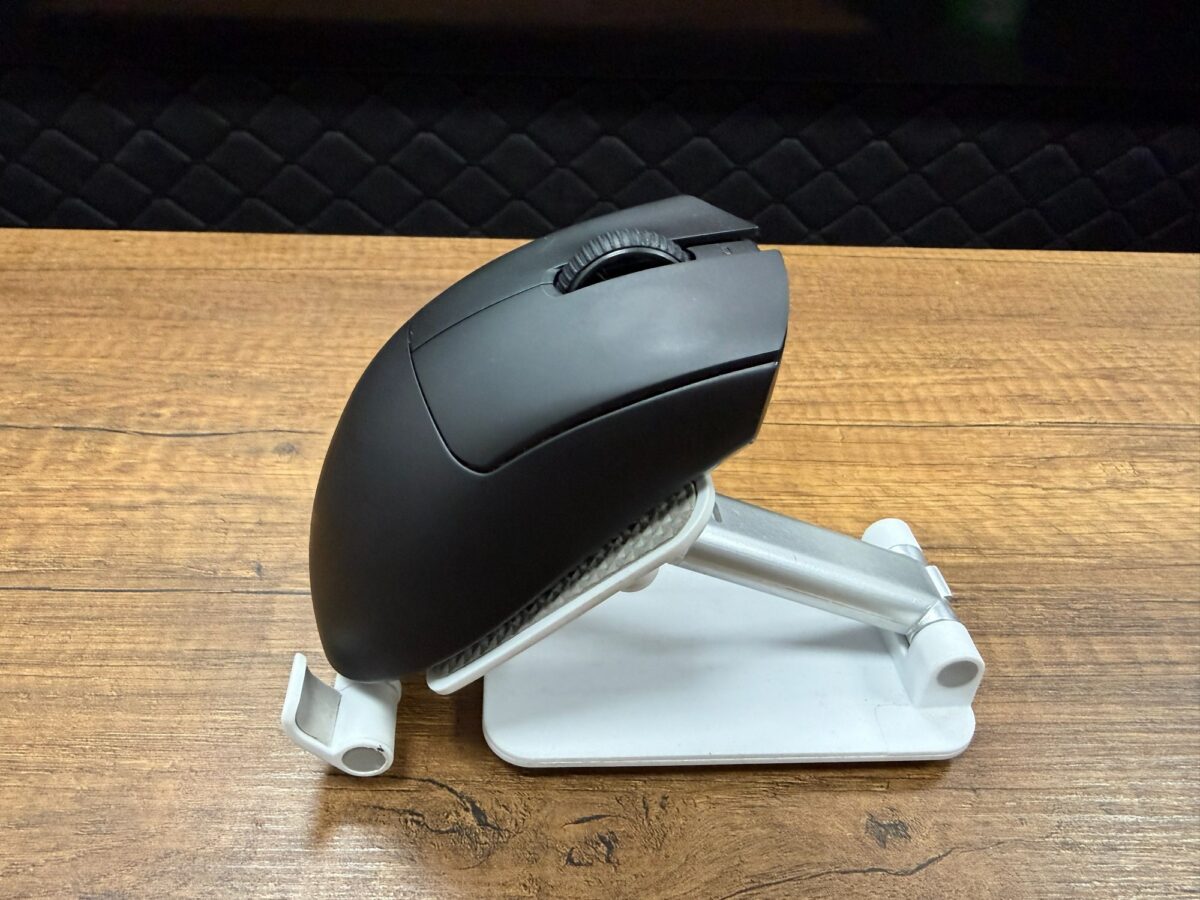 Razer DeathAdder V3 Pro RZ01-04630100-R3G1 Siyah Optik Kablolu/Kablosuz Oyuncu Mouse (İKİNCİ EL) - Görsel 5